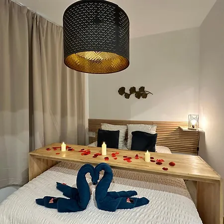 Mieuxqualhotel Jacuzzi Privatif La Parenthese Apartment *