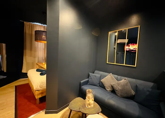 Mieuxqualhotel Jacuzzi Privatif La Parenthese 4*